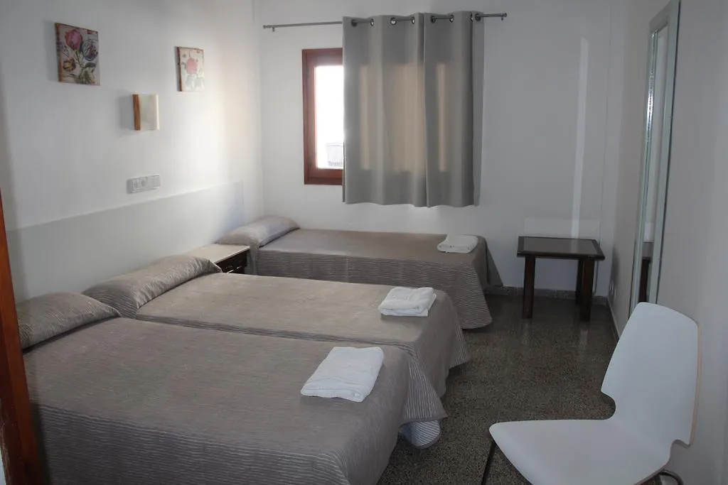 Affittacamere Hotel Hostal Las Nieves Ibiza città Spagna